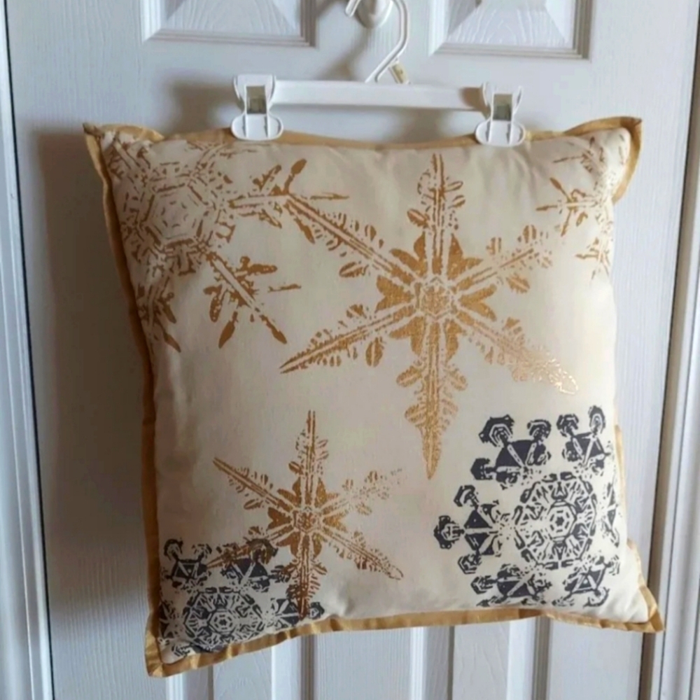 Y2k Luxe Holiday Throw Pillow Set of 2! Gold Foil & Neutral LIKE NEW DISPLAY
